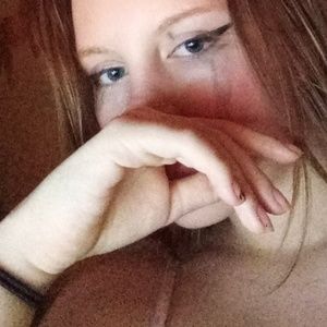 Meet your Posher, Carley